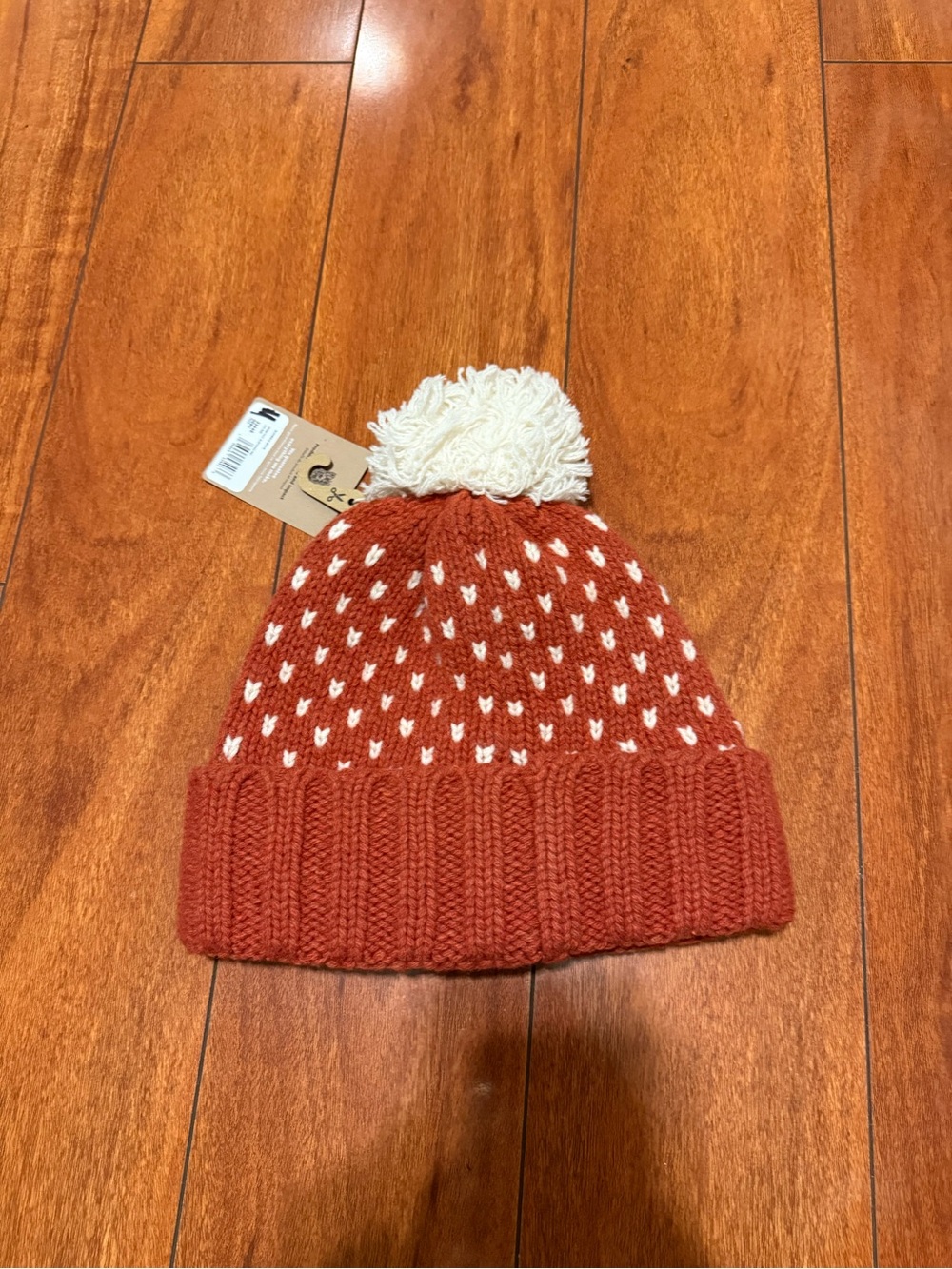 Patagonia women’s Pom Pom Beanie - Rust with Cream Accents - Picture 3 of 6
